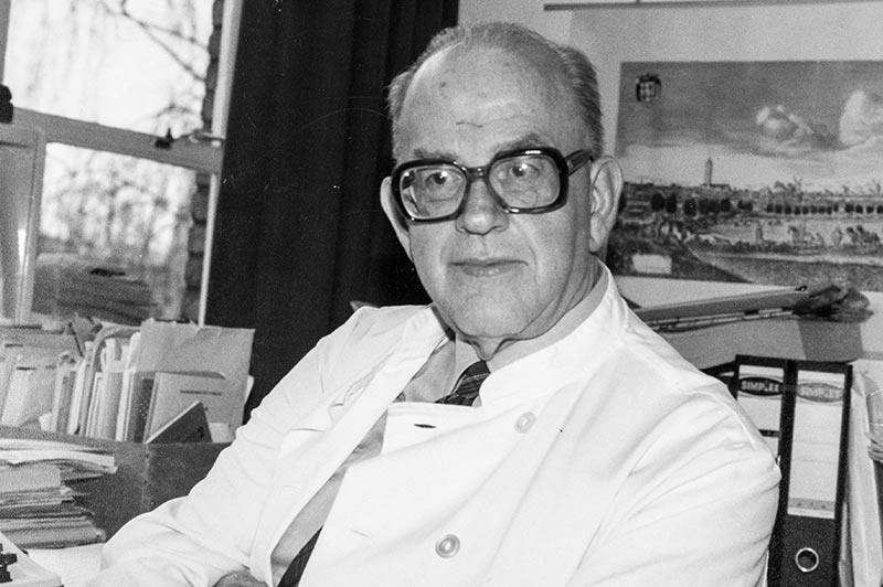 Dr. De Grood, grondlegger vakgroep Neurochirurgie (1951)